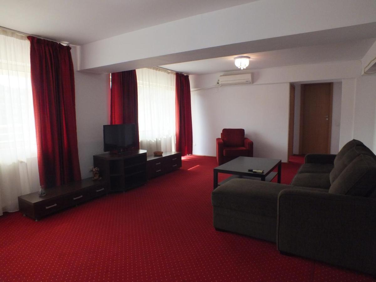 בוקרשט Alba Iulia Square - Apartments And Studios מראה חיצוני תמונה
